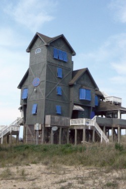 Image of Inn at Rodanthe from Nights in Rodanthe film.
